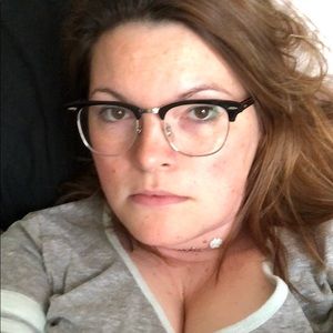 Meet your Posher, Cecilia